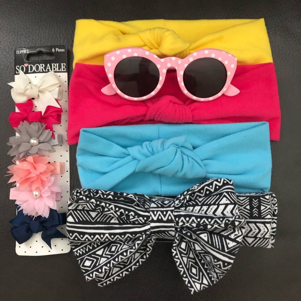 Baby hair accessories and sunglasses